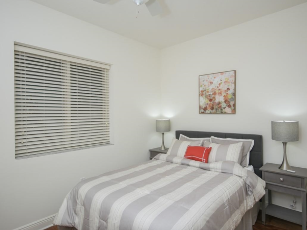 Downtown Sarasota Vacation Rentals Luxury Condo with Skyline Views